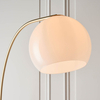 Podłogowa lampa łukowa Otto 76613 kulista do salonu mosiądz biały