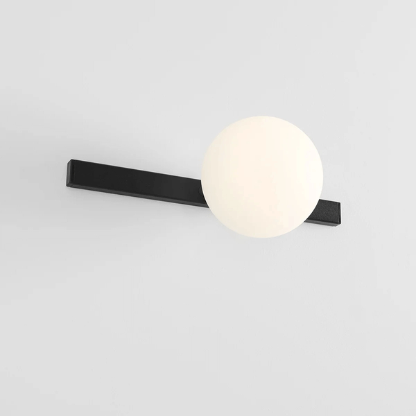 Minimalistyczny kinkiet Garda 1099C1 do salonu czarny biały