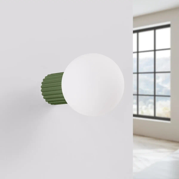 Kulista lampa ścienna HALO SL.1722 kula ryflowana biała oliwkowa