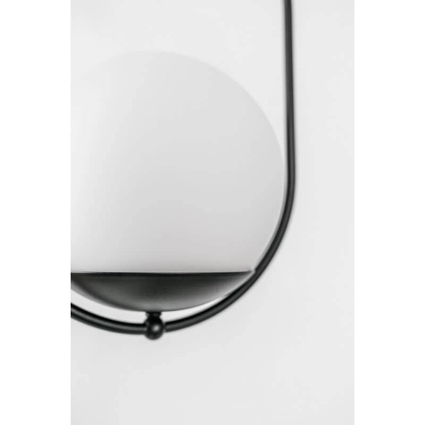 Modernistyczna lampa wisząca Koban KOB122P0 kulista czarna biała
