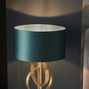 Stołowa lampa ringi L&-195221 Light& z abażurem morskim złota