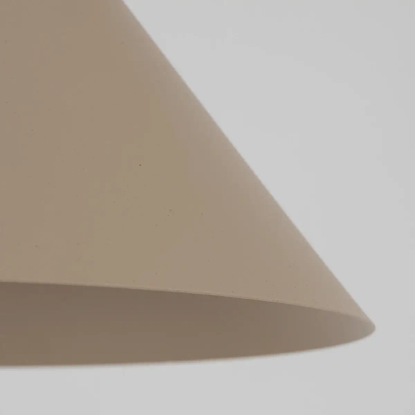 Modernistyczna wisząca lampa CONO S 10619 stożek metalowy beżowy
