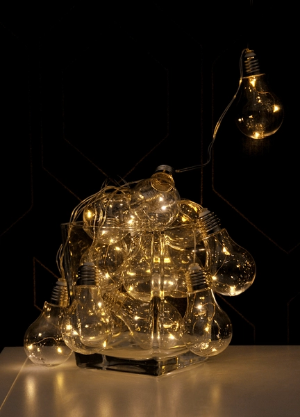 Dekoracyjna girlanda zewnętrzna 20 LED 5,3m 2,7W klimatyczna ciepła