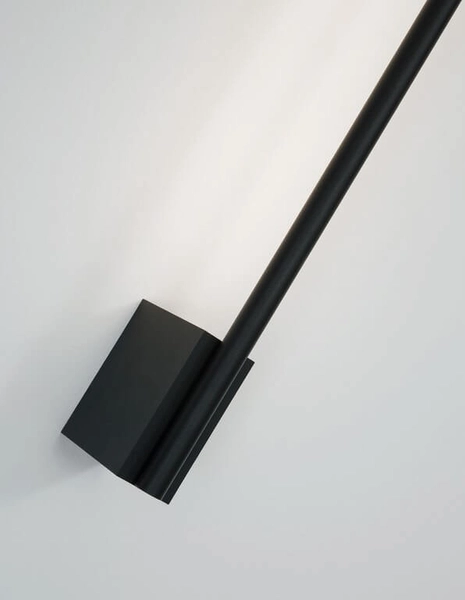 Minimalistyczna lampa ścienna Buin stick LED 20W 3000K czarna