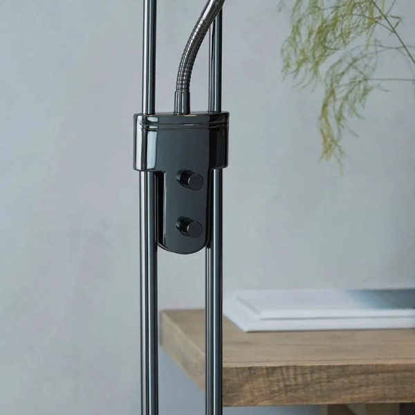 Stojąca lampa do sypialni Rome ROME-BC metalowa czarna chrom