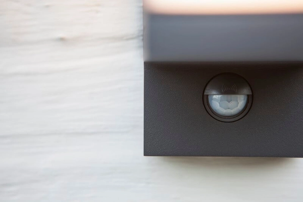 Ścienna LAMPA ogrodowa CUBA 5193811118 Lutec metalowa OPRAWA elewacyjna LED 13W 3000K kinkiet z czujnikiem IP54 szary