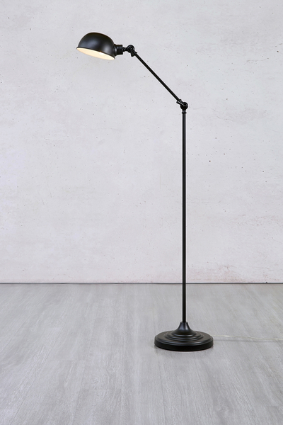 Metalowa lampa podłogowa Portland 108586 Markslojd z regulacją czarna