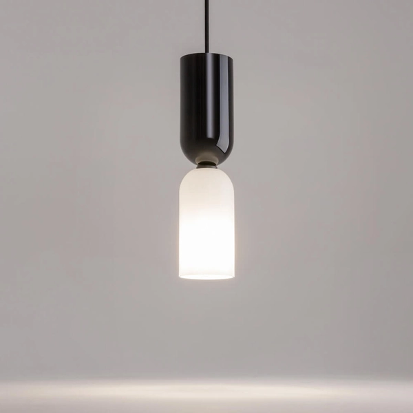 Zwisająca lampa kuchenna Memory MOD177PL-01B Maytoni czarna biała