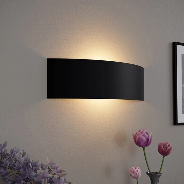 Czarny kinkiet półokrągły 137623621511 LED 12W do przedpokoju