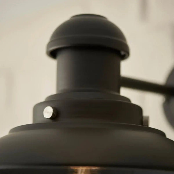 Ścienna lampa do ogrodu Hereford 95982 metalowa IP44 czarna