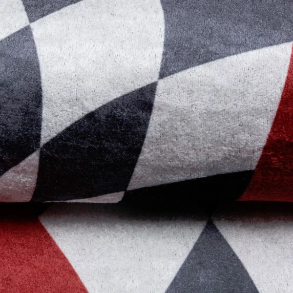 Dywan prostokątny Formuła 323002 do pokoju dziecięcego czerwony czarny