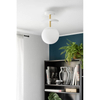 Okrągła lampa sufitowa Plaat PLB11303 szklana do salonu biała mosiądz
