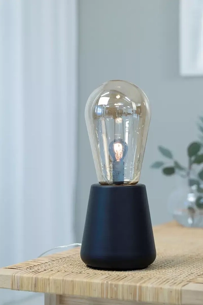 Loftowa lampa stołowa Brooke metalowa stojąca czarna