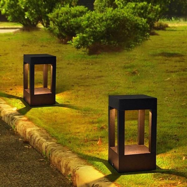 Stojąca lampa ogrodowa QUBE-GLQ200WW 5W metalowa LED 5W 3000K IP65 czarna
