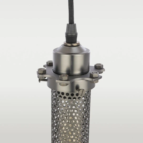 Wisząca lampa metalowa York P01284BK Cosmolight tuba czarna srebrna