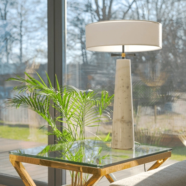 Biurkowa lampka Bow T02107BK Cosmolight marmur na biurko biały