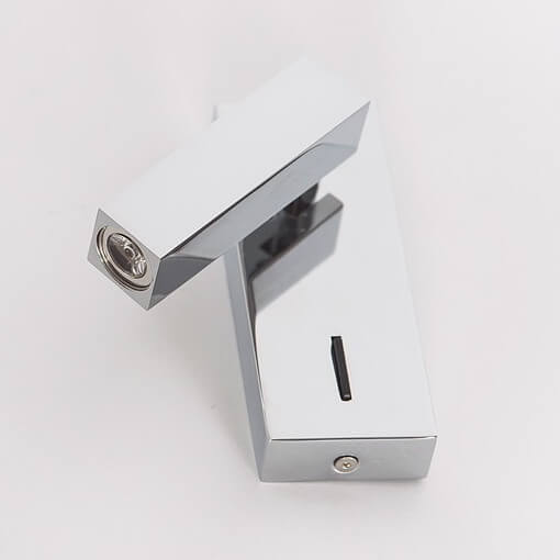 Ścienna lampa z regulacją ANGUS AZ2445 Azzardo LED 3W 3100K włącznik chrom