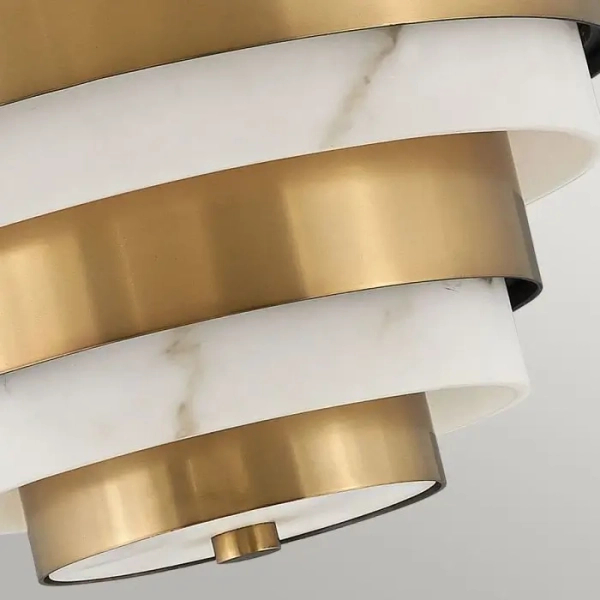 Sufitowa lampa art. deco Echelon QN-ECHELON-SF ringi białe mosiądz