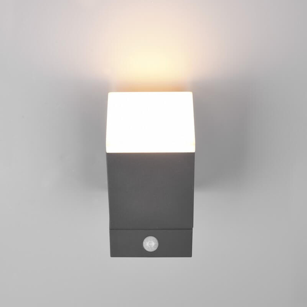 Zewnętrzny kinkiet ścienny HADOR DL142270669 LED 7W 3000K IP54 antracyt