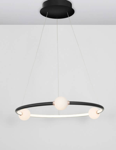 3-punktowa lampa wisząca Fria do jadalni LED 36W 3000K czarna biała