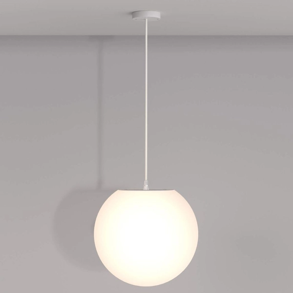 Wisząca lampa Erda O594PL-01W kulista na taras IP54 biała