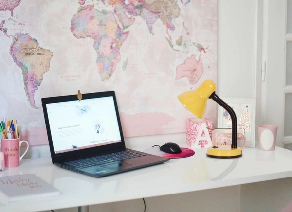 Lampka biurkowa Cariba K-MT-203 ŻÓŁTY ponadczasowa żółta