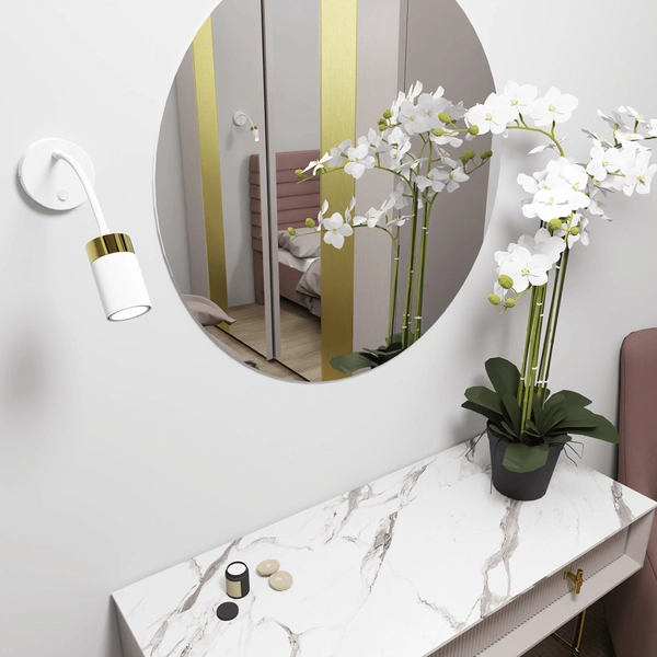 Metalowa lampa ścienna Joker z włącznikiem biała złota