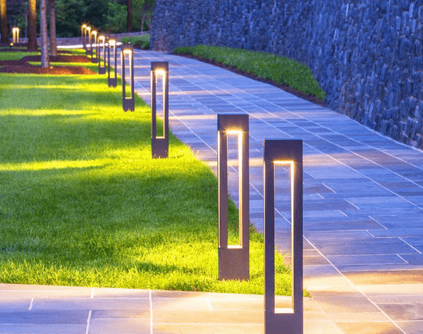 Ogrodowa lampa stojąca BRIDGE-GLB600WW prostokątna LED 7W 3000K IP65 czarna
