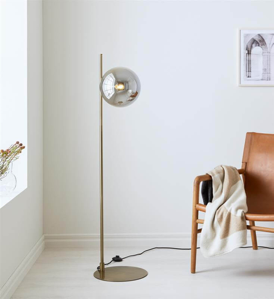 Stojąca lampa pokojowa Dione podłogowa przydymiona złota