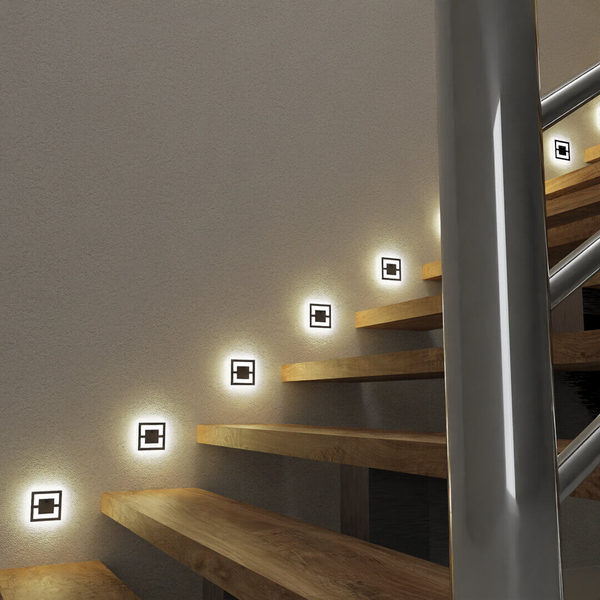 Ścienna lampa przyschodowa Quadro EKS1009 LED 0,6W 3000K biały srebrny