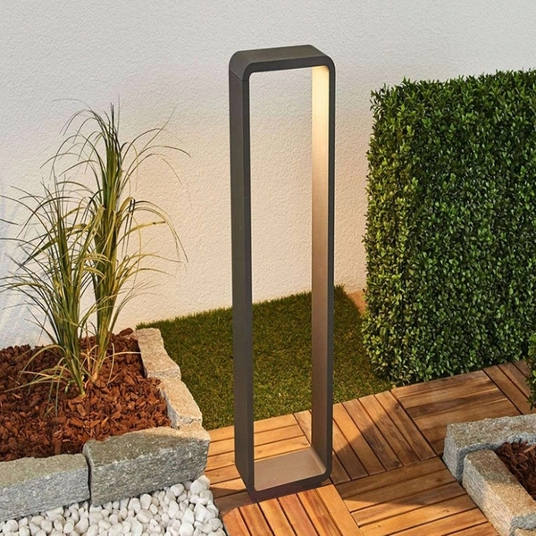 Ledowa ogrodowa lampa stojąca Bento 6761 SuperLED 8W IP44 czarna