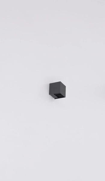 Zewnętrzny kinkiet Veronika 34168 kostka LED 6W 3000K grafitowa