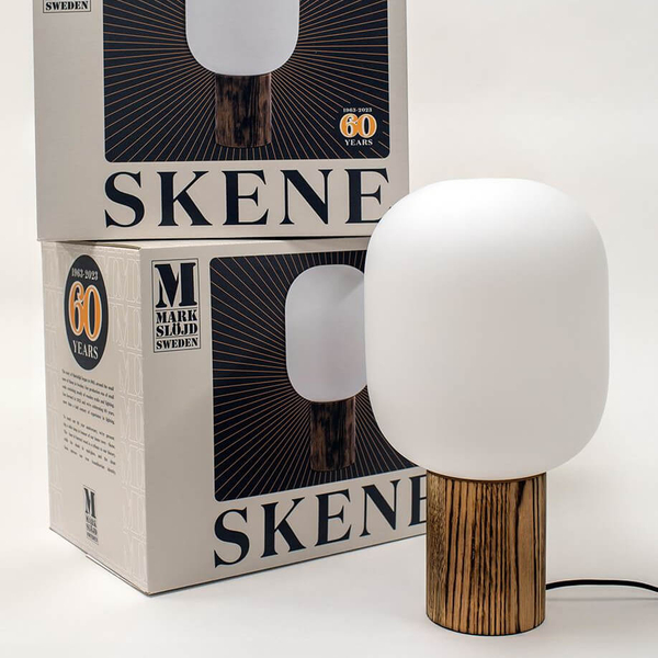 Stołowa lampka do salonu Skene 108663 Markslojd szkło biały drewniany