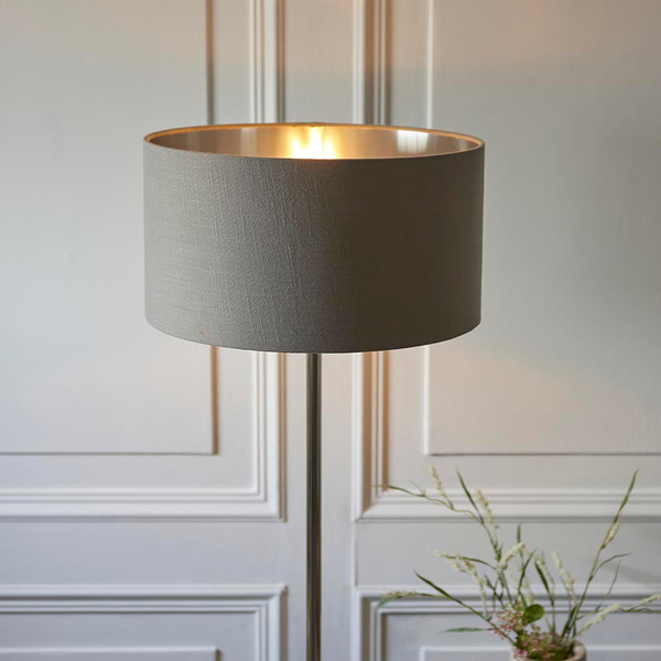 Salonowa lampa podłogowa Highclere 112570 z abażurem brązowa nikiel