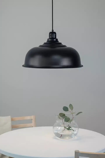 Industrialna lampa wisząca Port czarna okrągła do kuchni