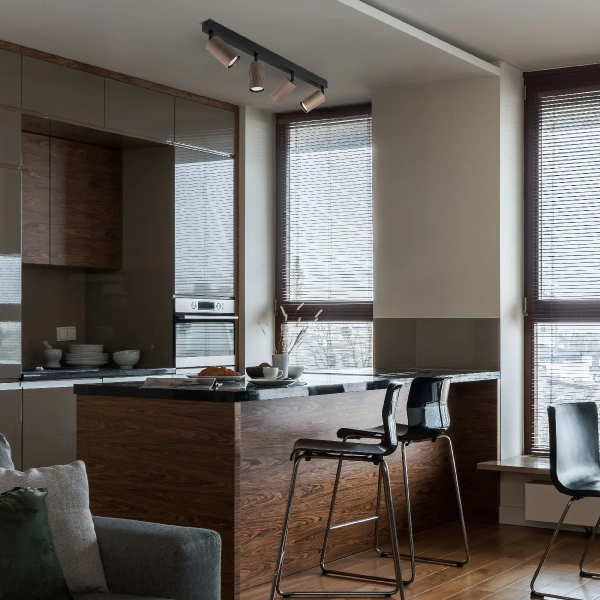 Ryflowana sufitowa lampa Tune 16149 tubki na podsufitce brązowy