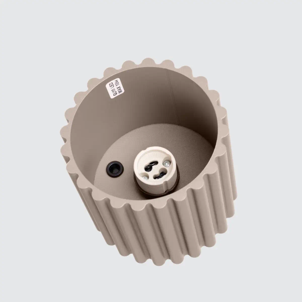 Plafon do salonu AURA SL.1814 ryflowany tubka kaszmirowy