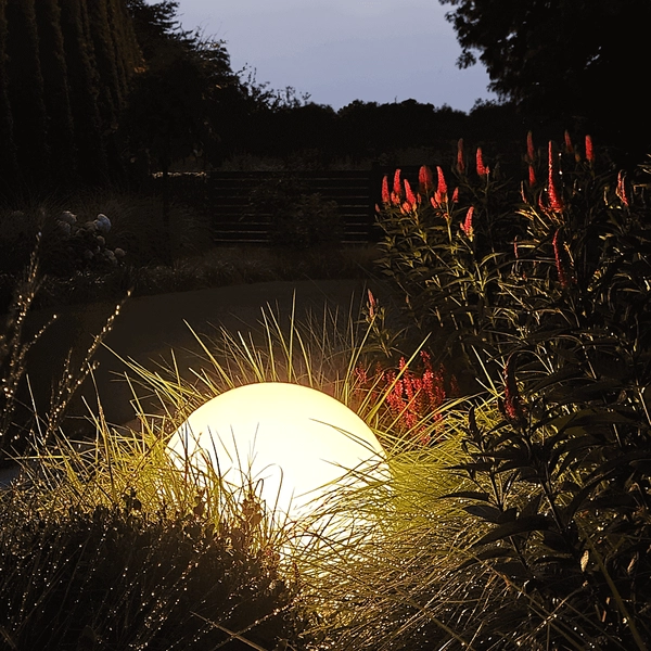 Stojąca lampa ogrodowa Globo EKO0457 Eko-light IP44 kula biała