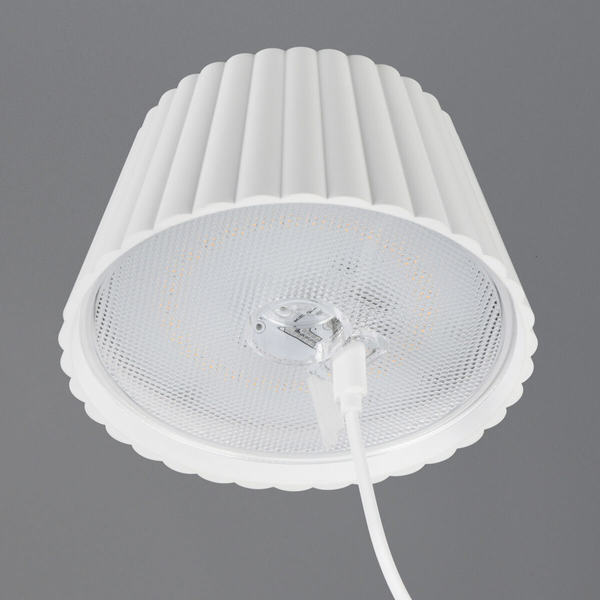 Ogrodowa lampa stojąca Suarez R47706131 LED 2W 3000K IP44 biała