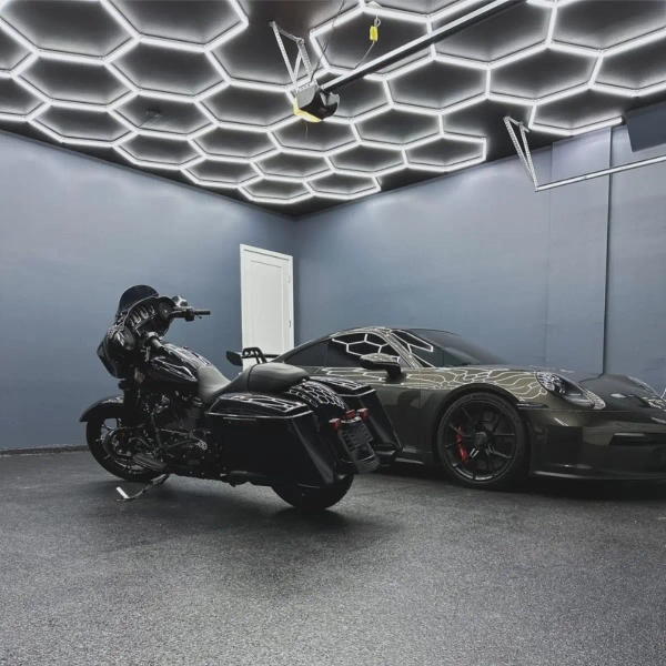 Sufitowa lampa do garażu Hexagon HEX-297X412-NW LED 331W 4000K IP54 biała