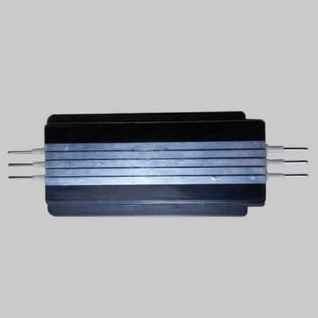 Łącznik do szyn magnetycznych Magnetic LP-564-MAG BK Light Prestige metalowa czarna