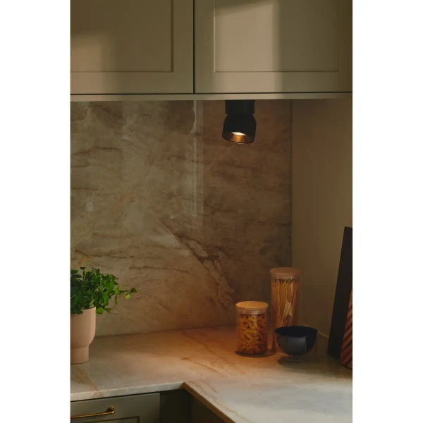 Regulowana lampa sufitowa PITCHER 2310400103 metalowa czarny