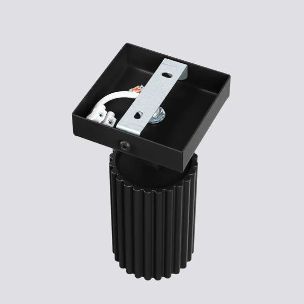 Regulowana lampa ścienna KARBON SL.1578 tuba ryflowana czarna