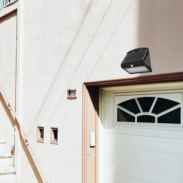 Elewacyjna lampa z czujnikiem Butterfly EKO3881 LED 6,8W 4000K IP65 czarny