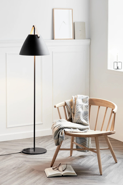 Lampa stojąca podłogowa Strap 46234003 Nordlux skandynawska czarna
