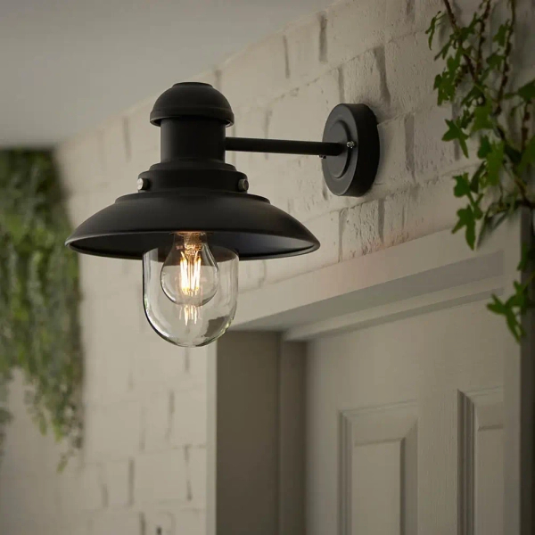 Ścienna lampa do ogrodu Hereford 95982 metalowa IP44 czarna