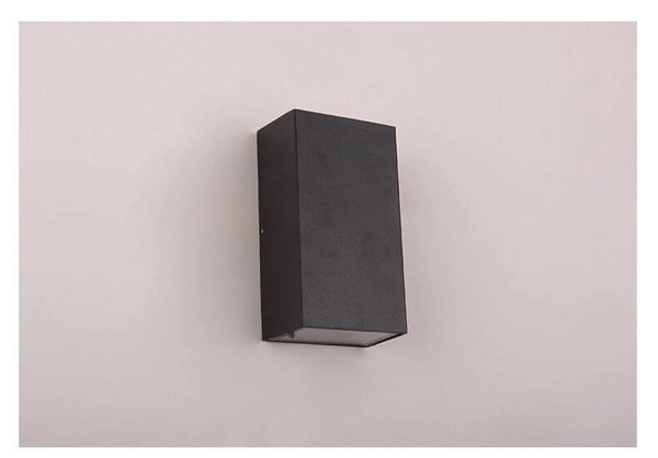 Ogrodowa lampa elewacyjna AGI KM2X3WW LED 6W 3000K IP65 czarna