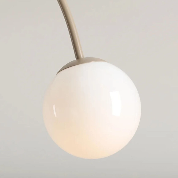 Lampa ścienna sypialniana Una 1116C17 kulisty metal szkło beżowy