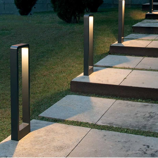 Zewnętrzna lampa stojąca Vernon CGVERN60 Copel LED 7W 3000K czarna