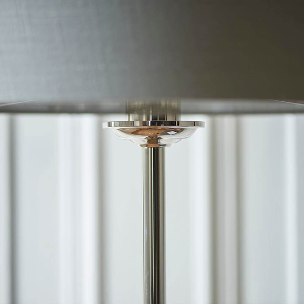 Salonowa lampa podłogowa Highclere 112570 z abażurem brązowa nikiel